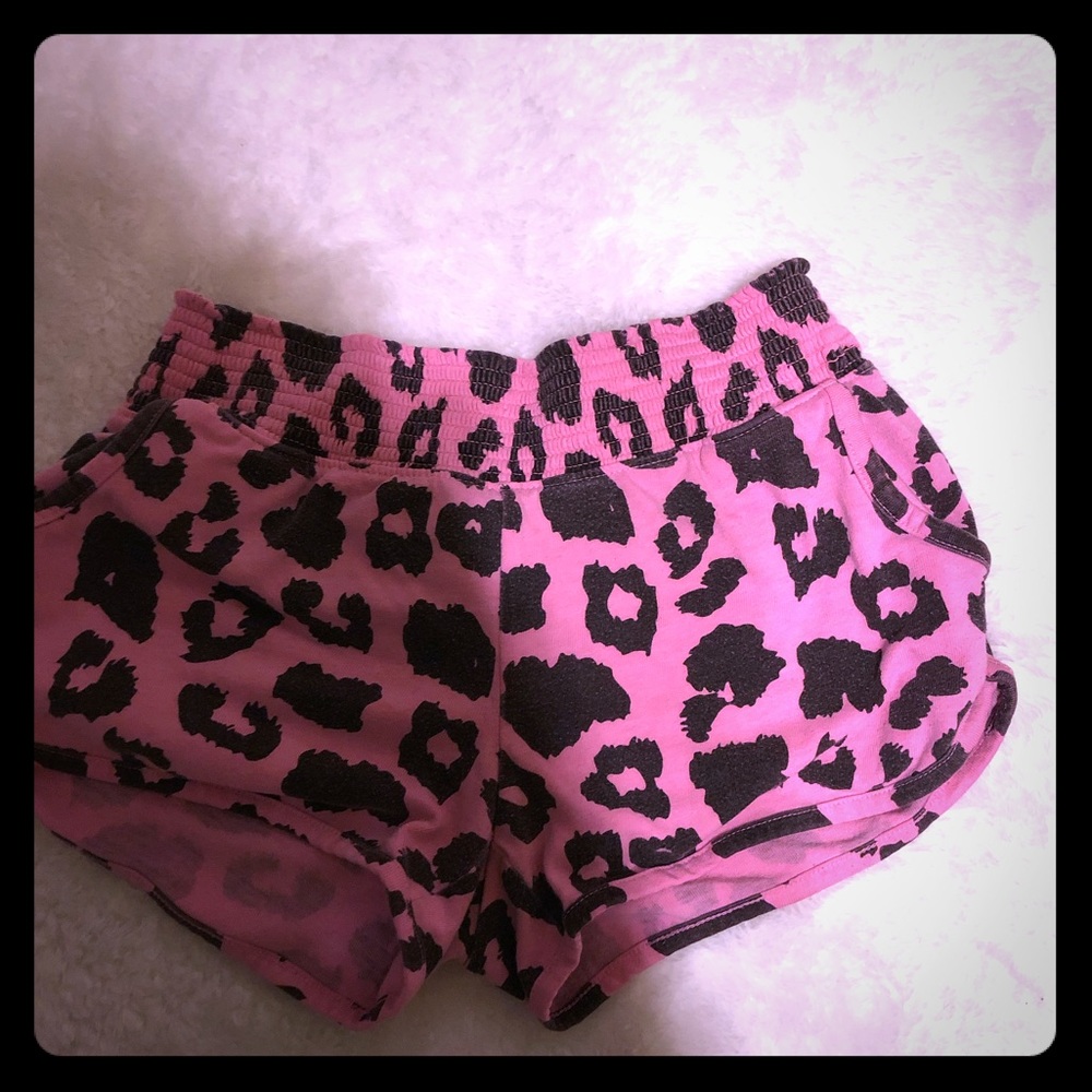 Leopard shorts